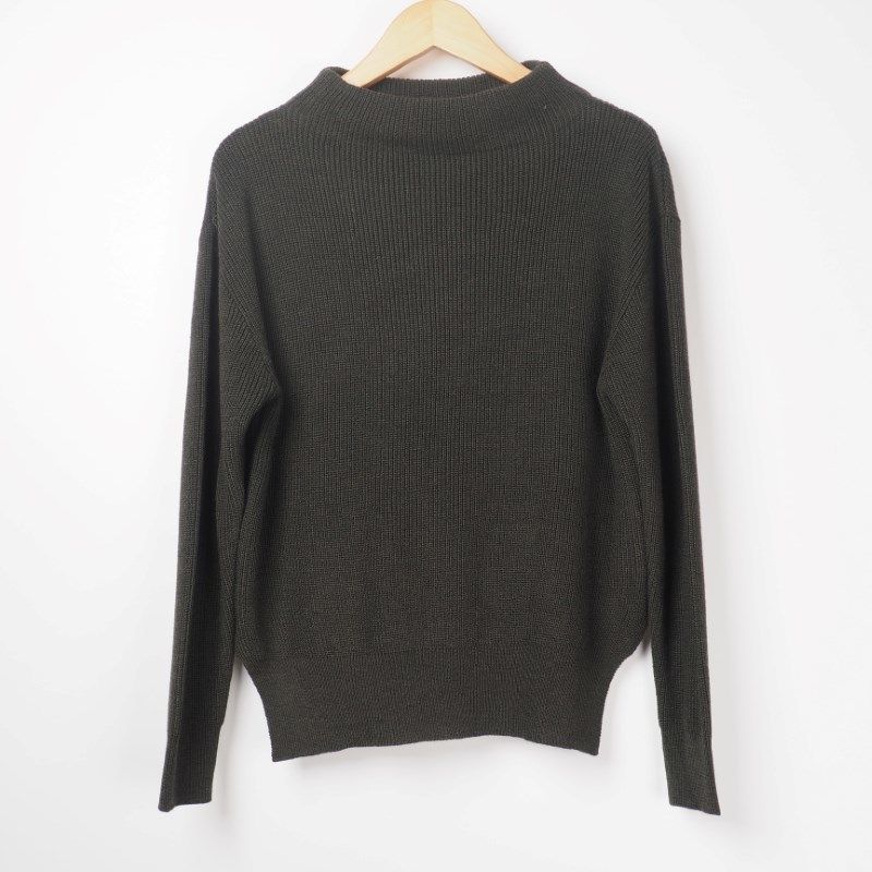 オフネックシンプルニット