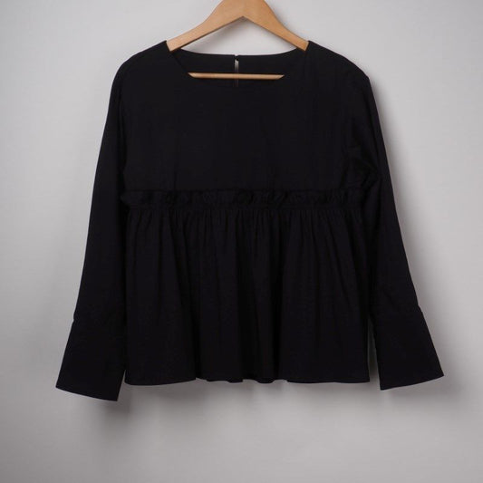 ギャザーフリルフレアブラウス