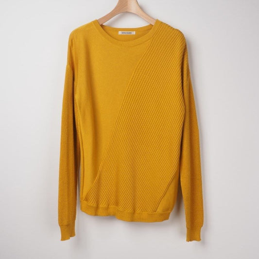 多種編みアシンメトリーニット