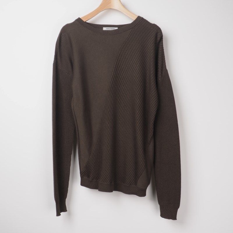 多種編みアシンメトリーニット