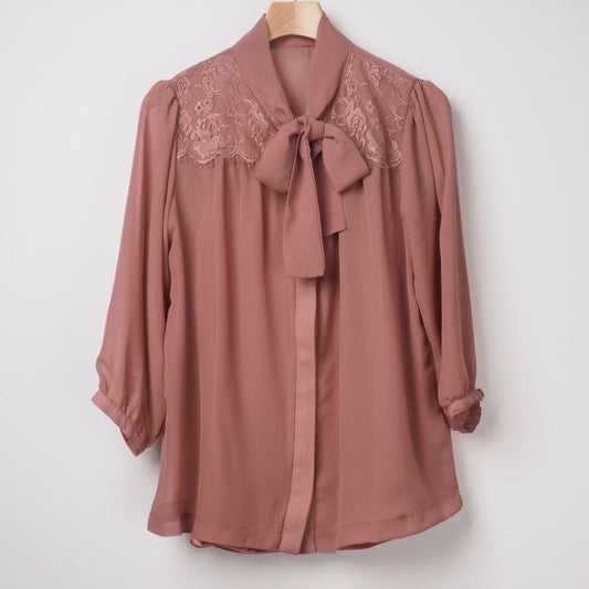レースボウタイブラウス