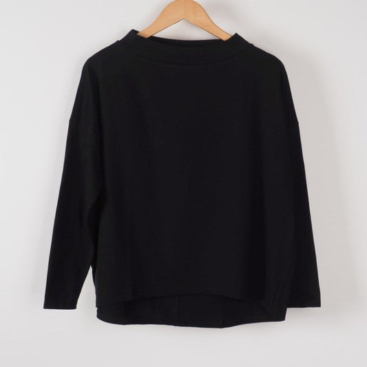 オフネックカットソー