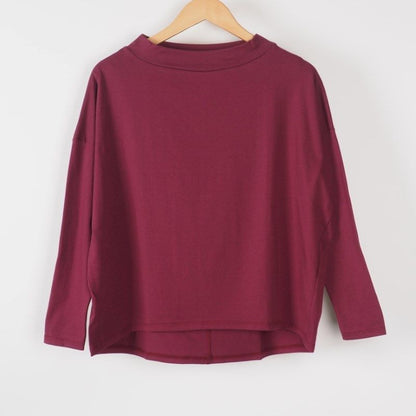 オフネックカットソー