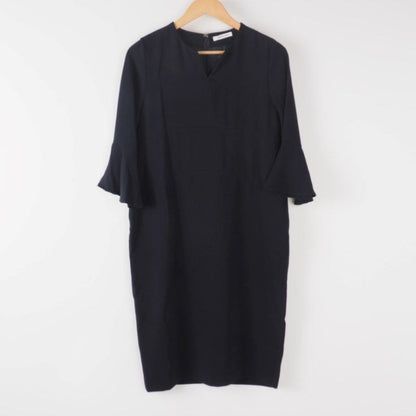 ベルスリーブスリットネックワンピース