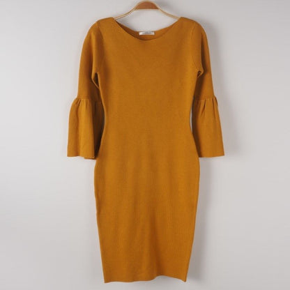 タックフレア袖ワンピース