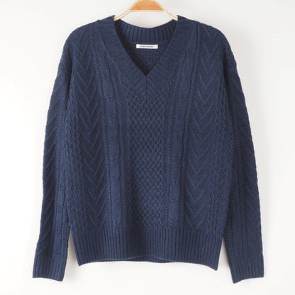 Vネックローゲージニット