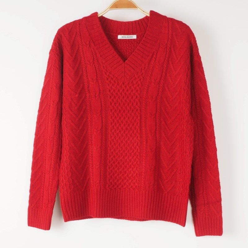 Vネックローゲージニット