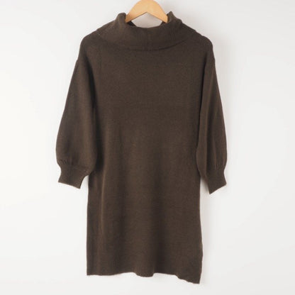 ふんわり袖タートルネックワンピース