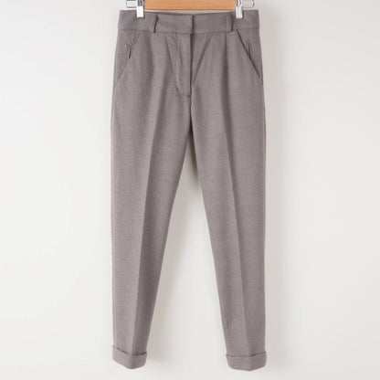 センタープレステーパードパンツ