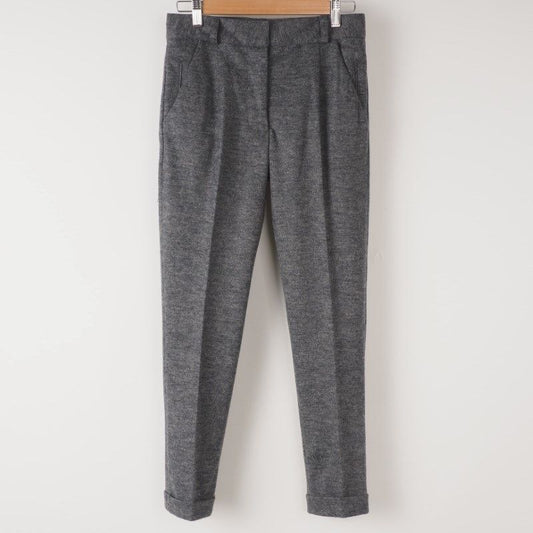 センタープレステーパードパンツ