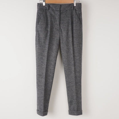 センタープレステーパードパンツ