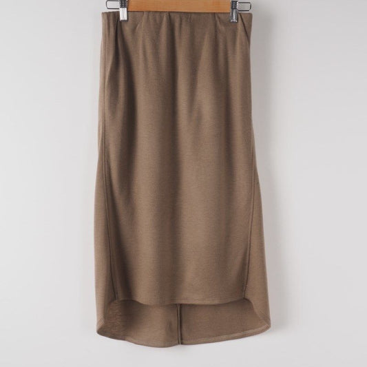 イレギュラーヘムスカート