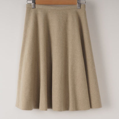 上品な揺れ感フレアスカート