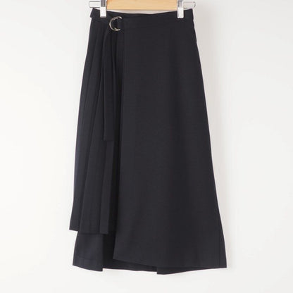 プリーツ付きベルトフレアスカート