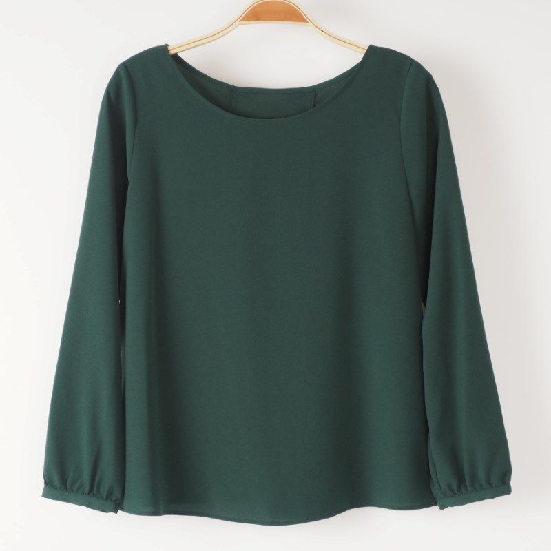 バックレースアップデザインブラウス