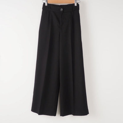 ベルト付きタックワイドパンツ