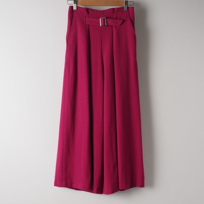 ポイントベルト付きフレアパンツ