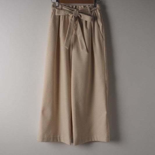 リボンベルト付きワイドパンツ