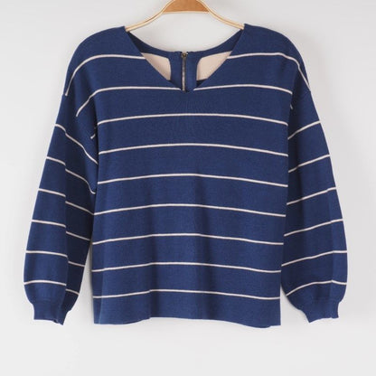 バックジップボーダー切り替えニット