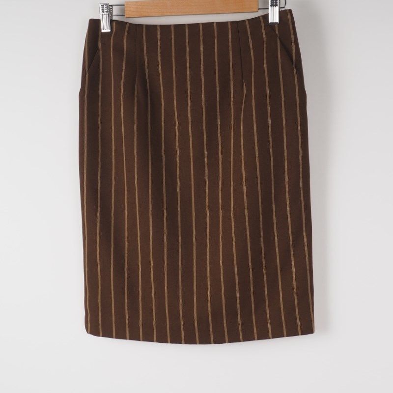 ストライプ柄タイトスカート