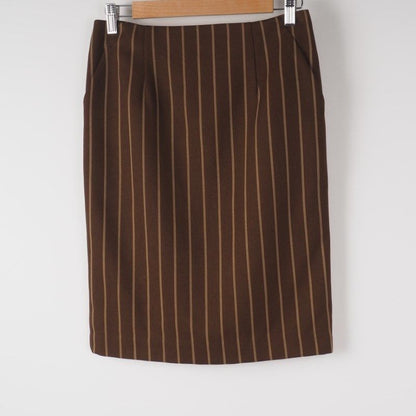 ストライプ柄タイトスカート