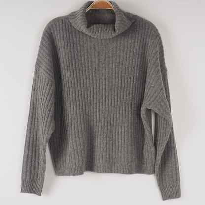 オフタートルニット