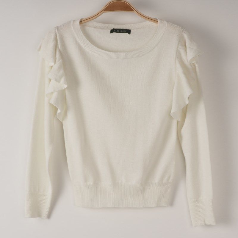 肩フリルニット