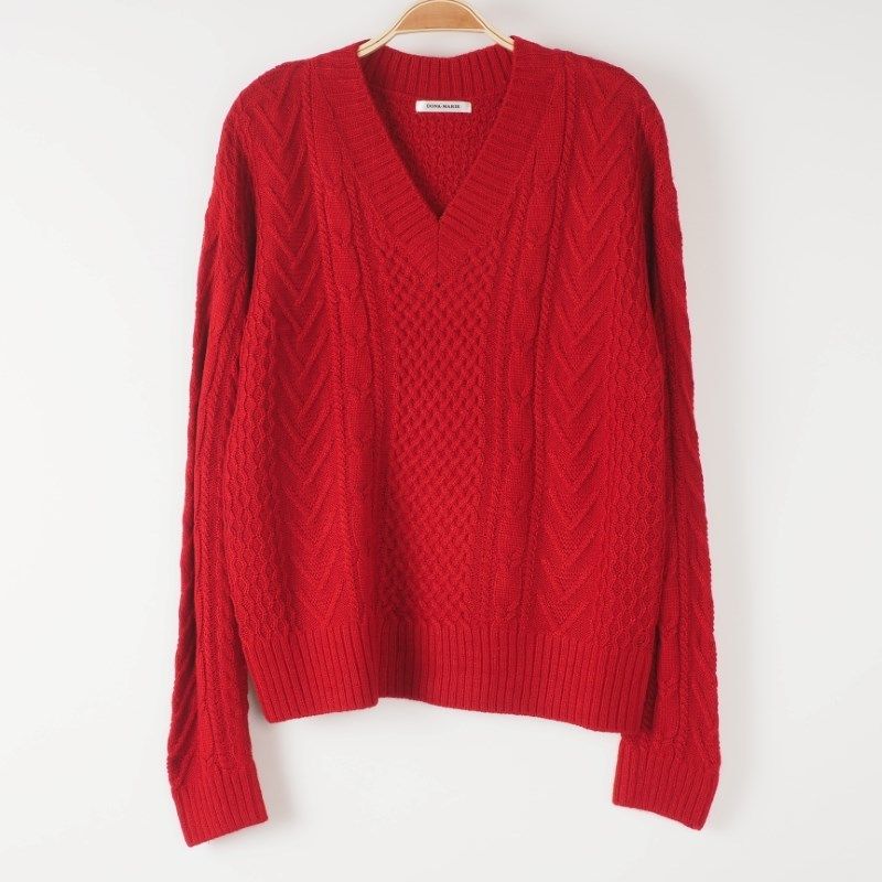 Vネックローゲージニット