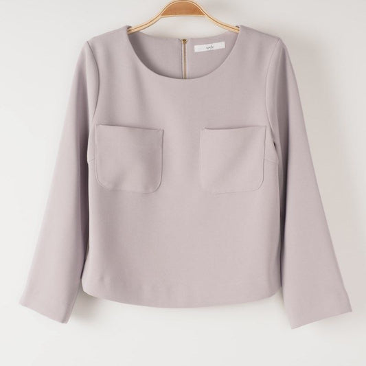 ダブルポケットデザインブラウス