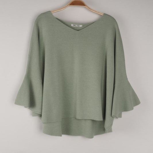 Vネックベルスリーブニット