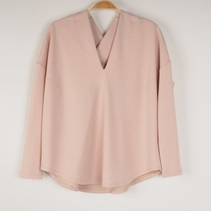 Vライン切り替えトップス