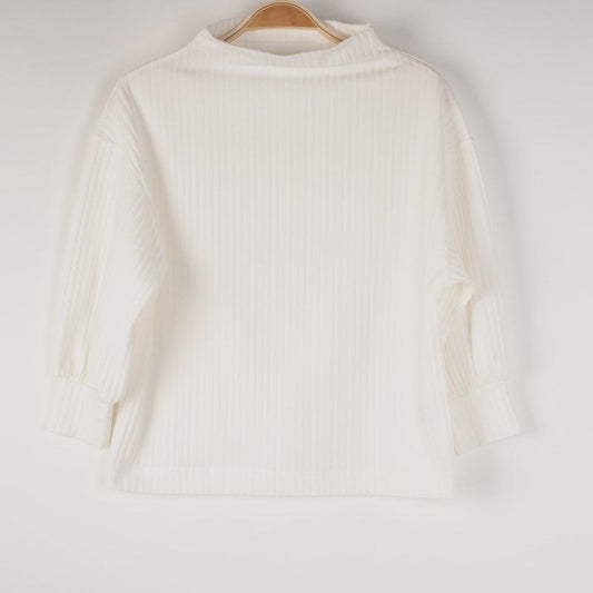 ボトルネックリブカットソー