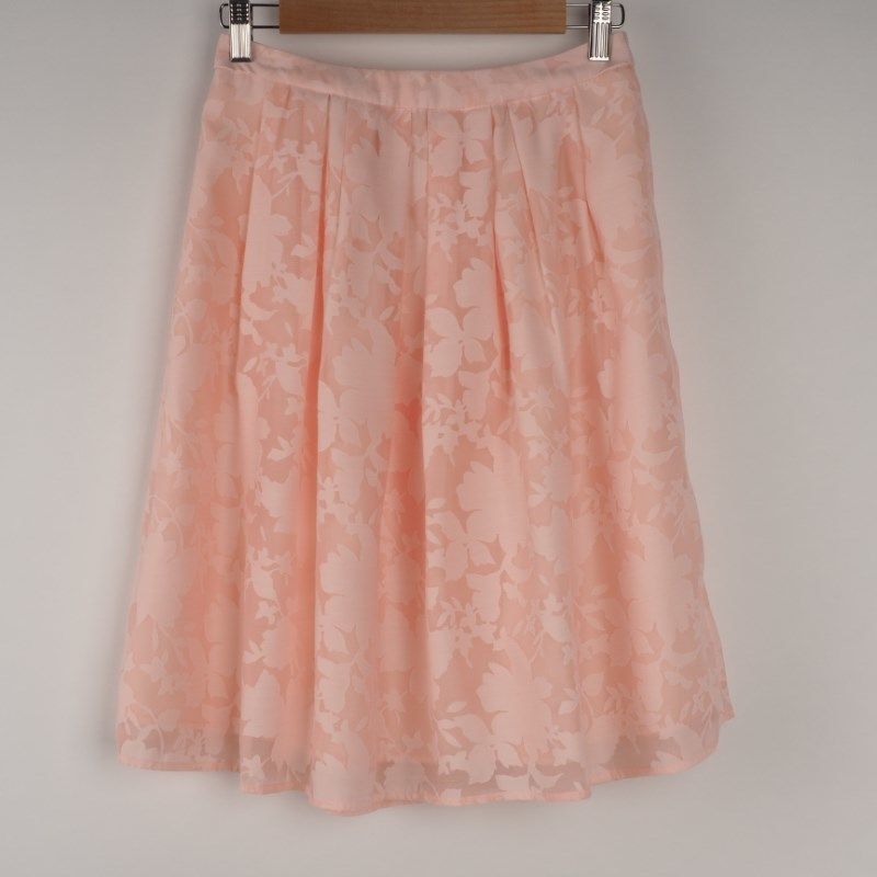 オパール加工花柄タック入り透かしスカート