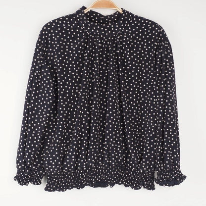 スタンドカラードット柄ブラウス