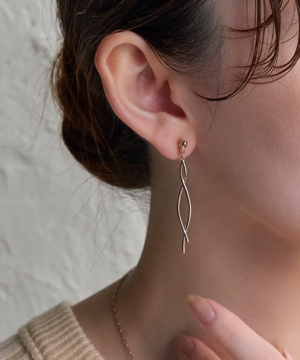 【金属アレルギー対応】スウィングクリスタルループフィットイヤリング