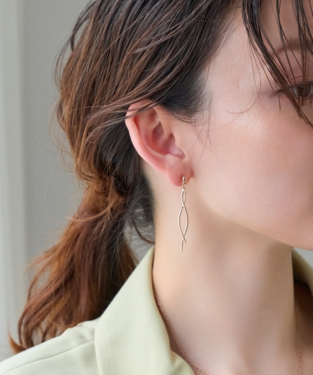 【金属アレルギー対応】スウィングクリスタルループフィットイヤリング