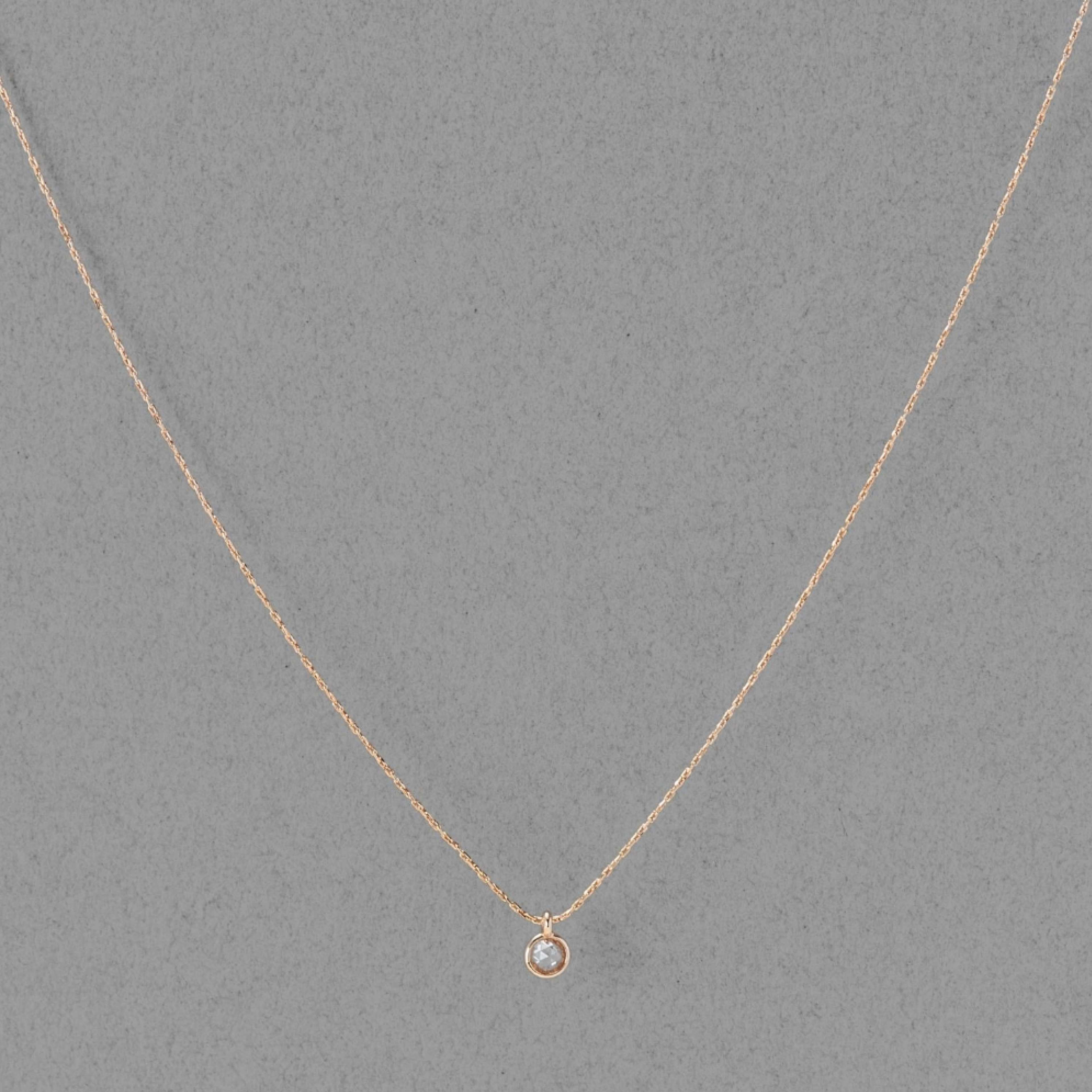 プチベゼルストーンネックレス