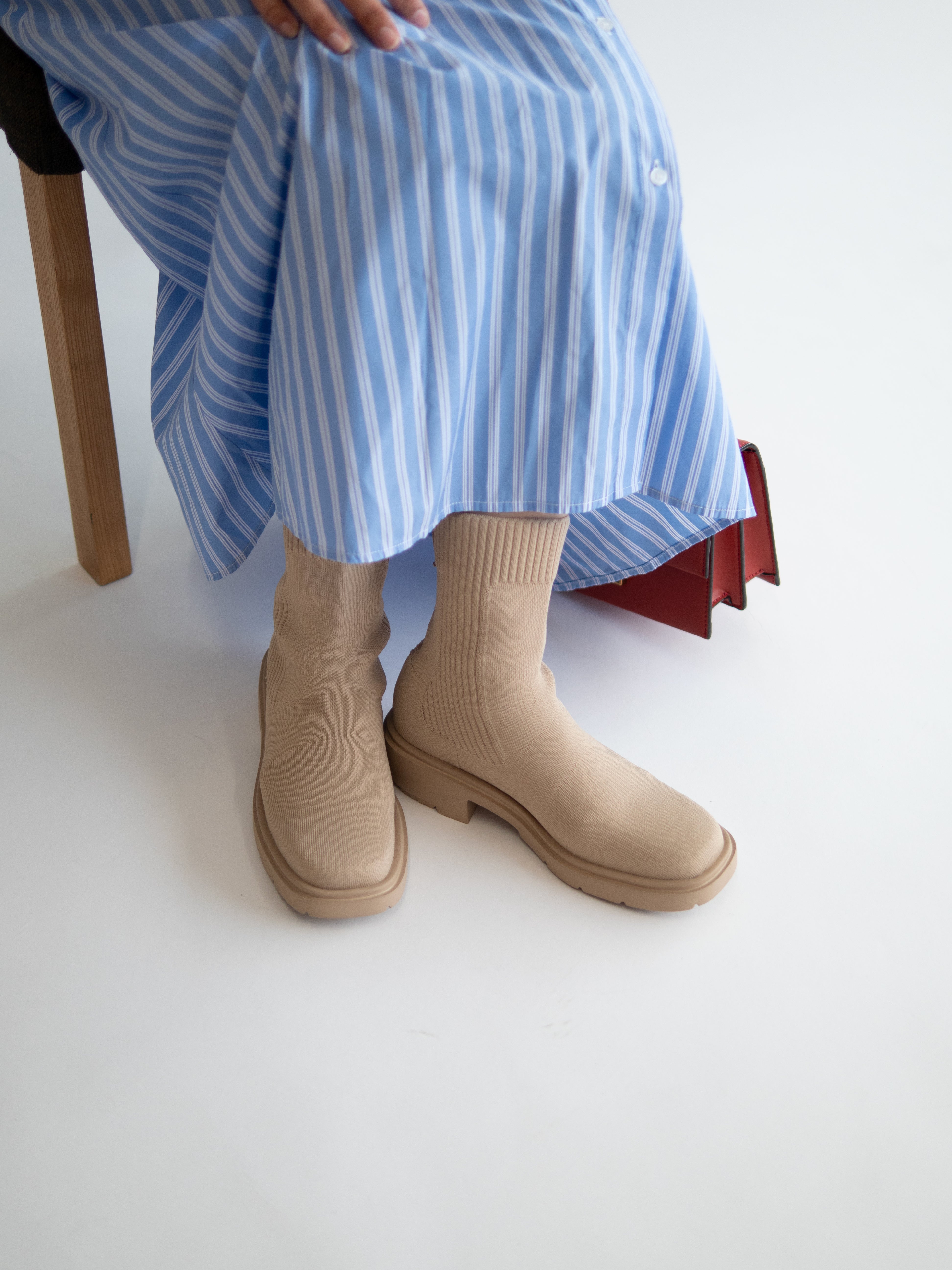 サイドゴアブーツ【ベージュ】