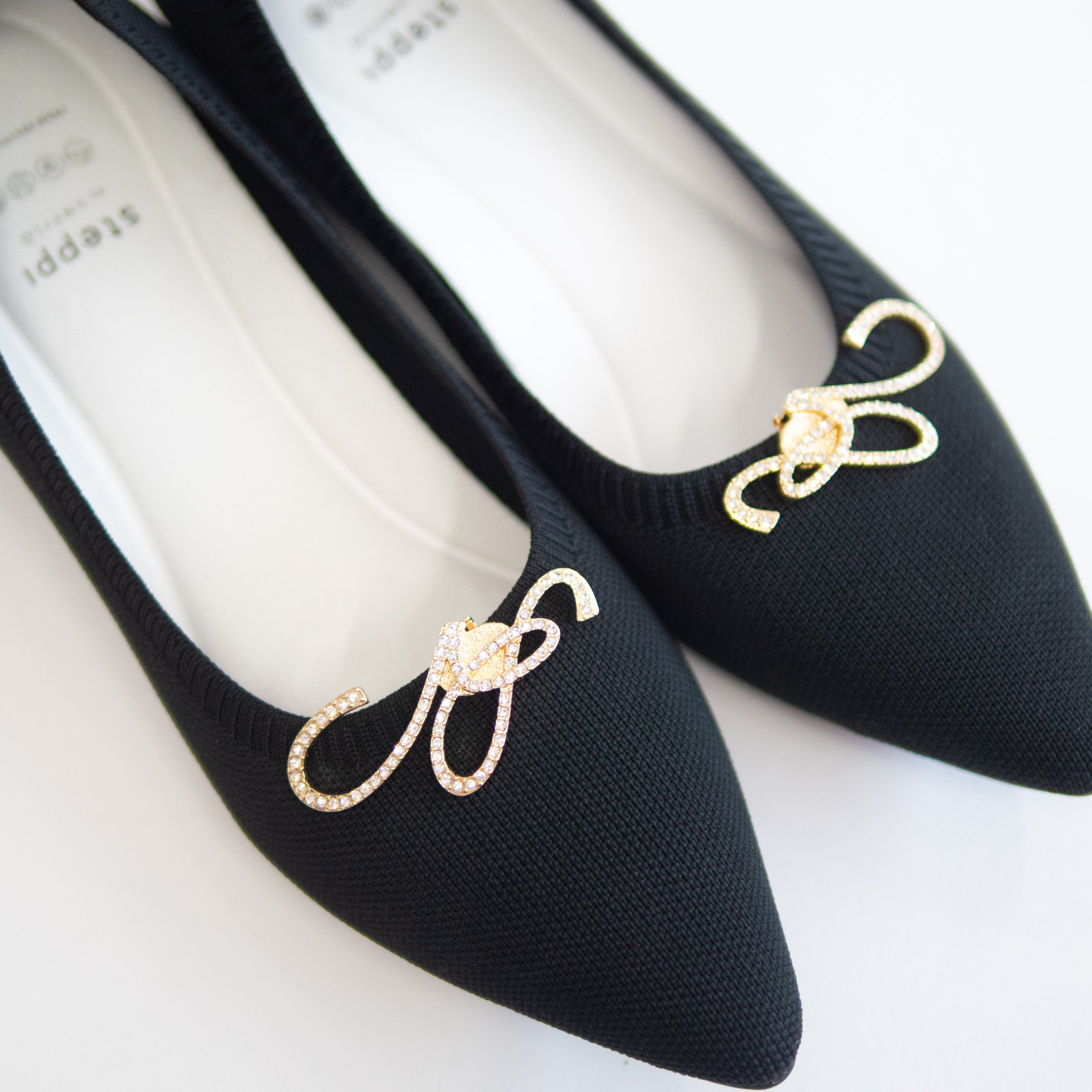 角線ビジューシュークリップ