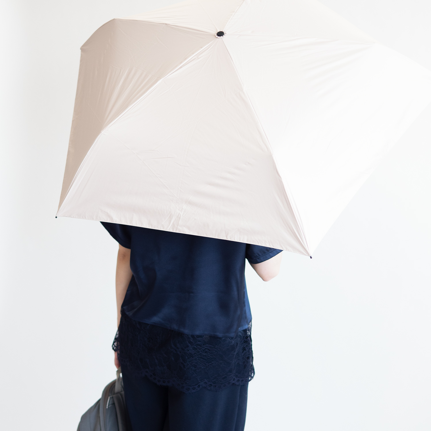 ULTRALIGHT【ベージュ】