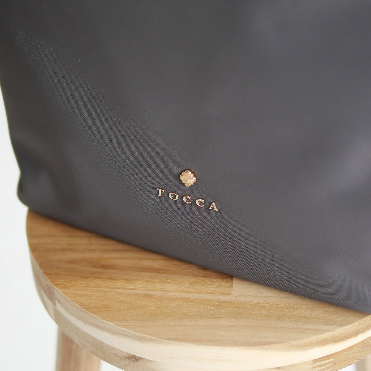 【再入荷待ち受付】RIBBON BRICK A4 tote【ライトグレー】