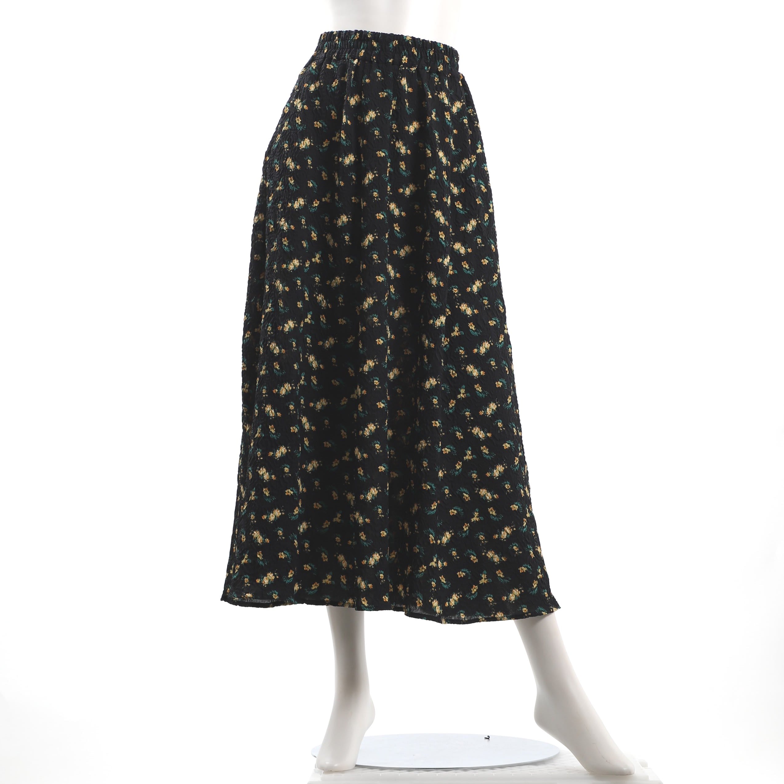 小花柄フレアスカート