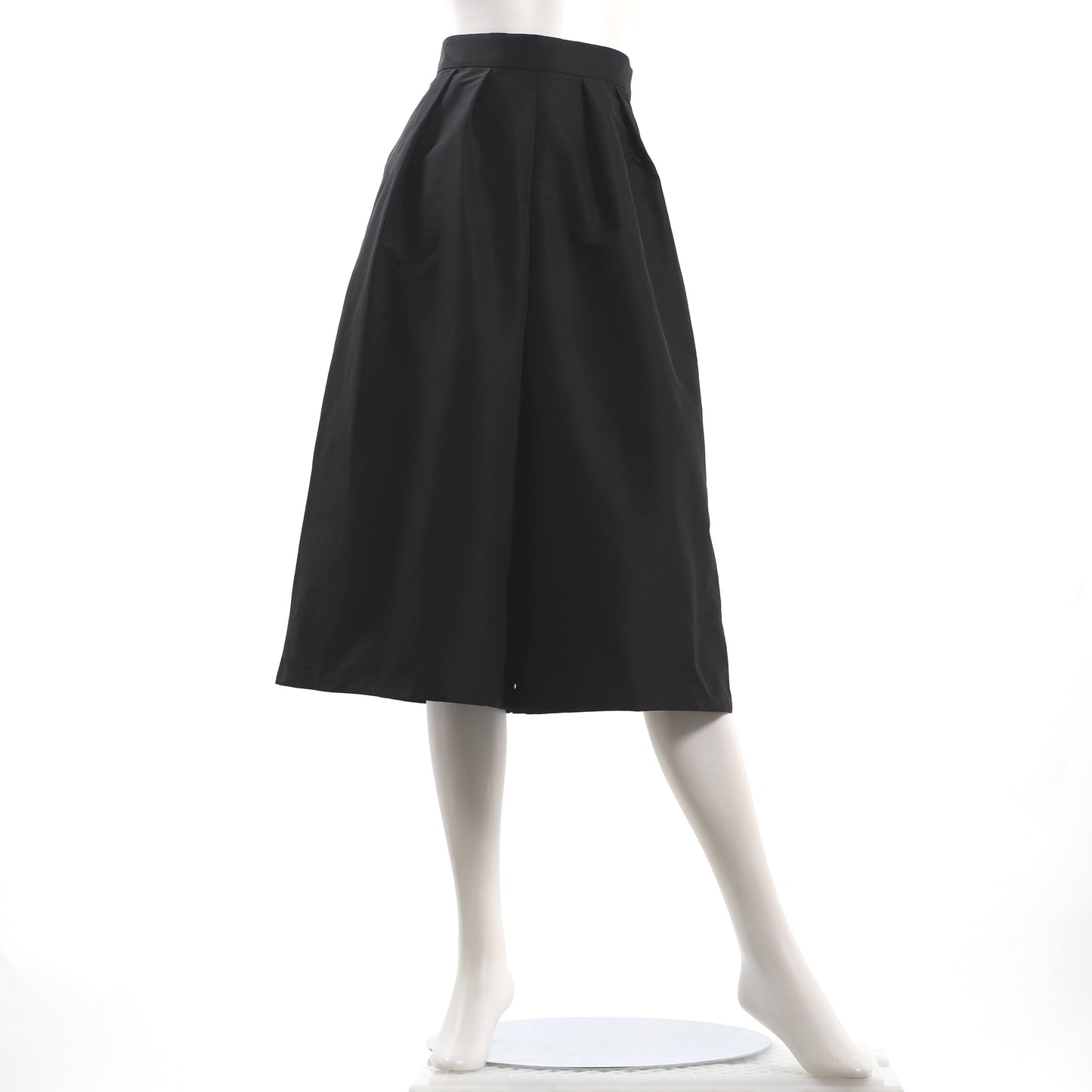 タフタタック入りパンツ