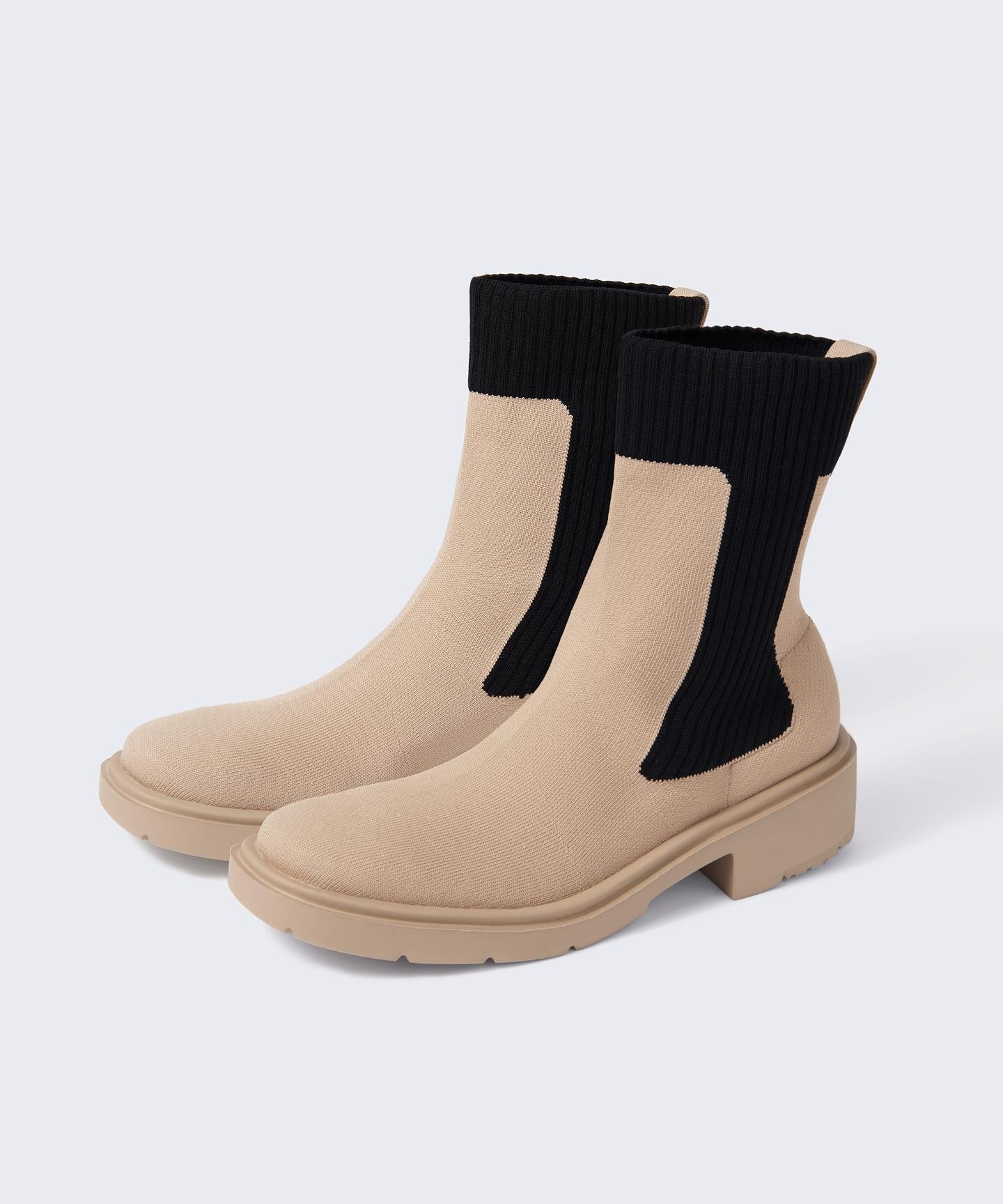 サイドゴアブーツ【ベージュ×ブラック】